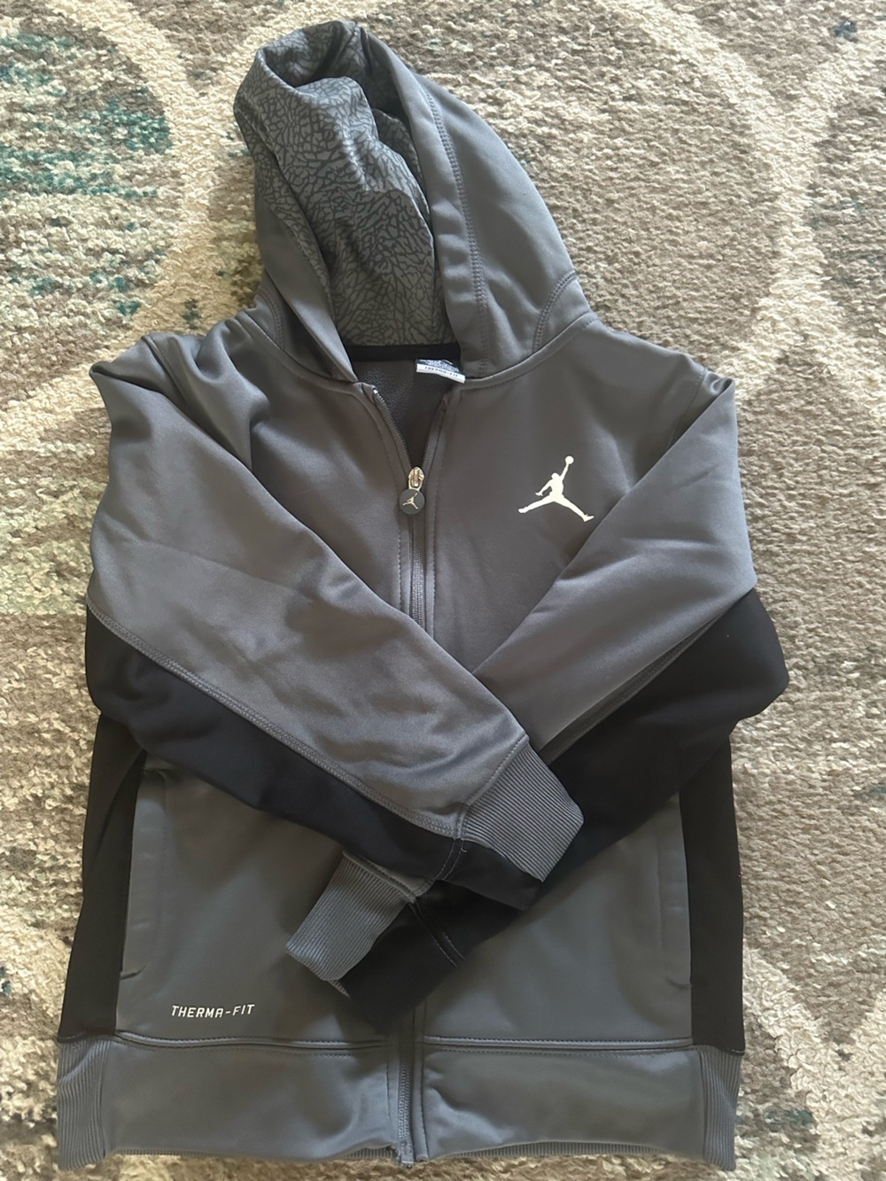 Jordan Youth Gray and Black Therma-Fit Full-Zip Hoodie